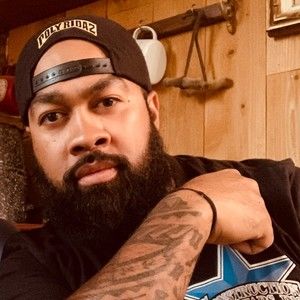 Meet your Posher, Tupou